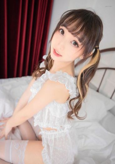 善良的女秘书的目的观看_4K在线视频播放