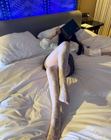 女大学生的沙龙室免费_国产剧日韩免费观看