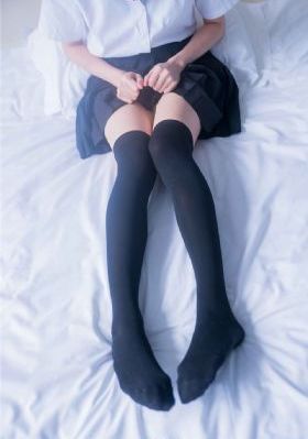 我的漂亮老师做爰bd电影_BD英语全集免费播放
