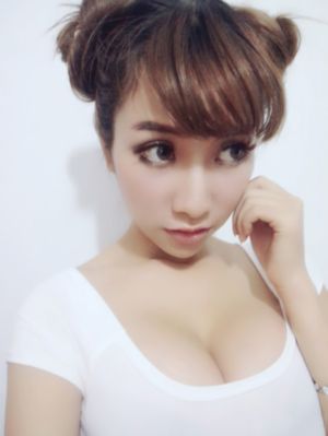 她被温柔的寝取了_DVD高清免费观看