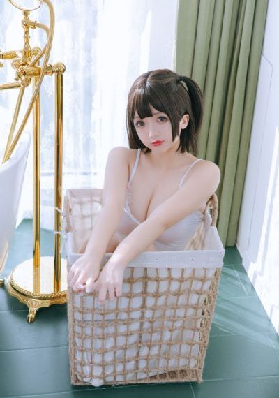 淫辱的秘书调教h_720免费高清观看