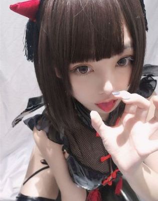 香港三级女同姓恋电影_4K免费高清观看